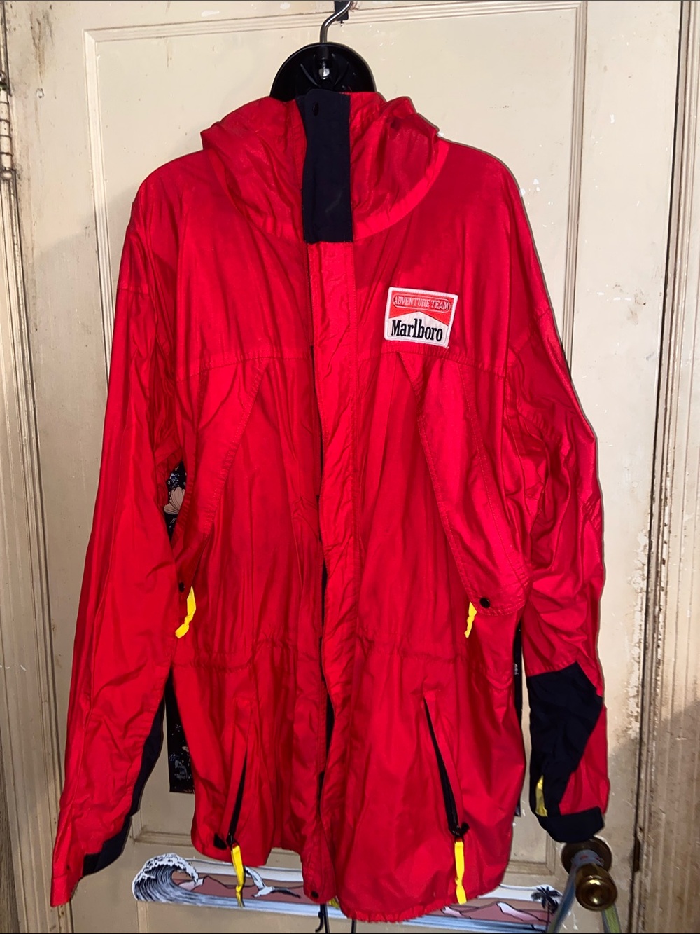 VTG MARLBORO JACKET Cigarette Premium Rain Windbreaker Hoodie